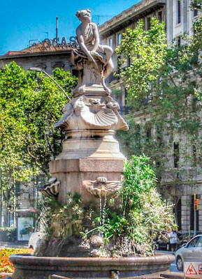 Diana Fountain by Gratis in Barcelona