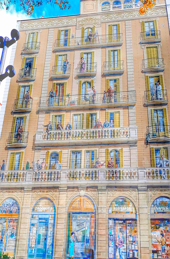 Mural de los Balcones by Gratis in Barcelona