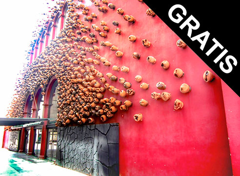 Pots Facade by Gratis in Barcelona