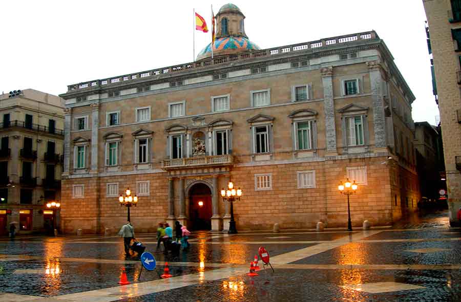 Ayuntamiento de Barcelona by Gratis in Barcelona
