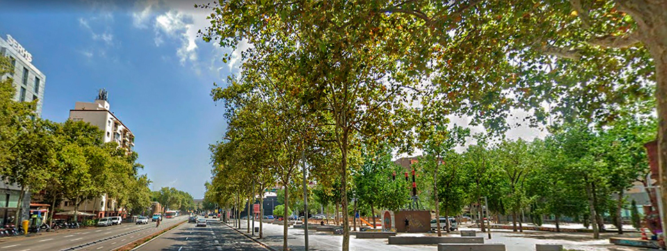 Avenida del Paralelo by Gratis in Barcelona