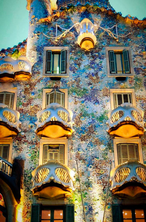 Batlló House by Gratis in Barcelona