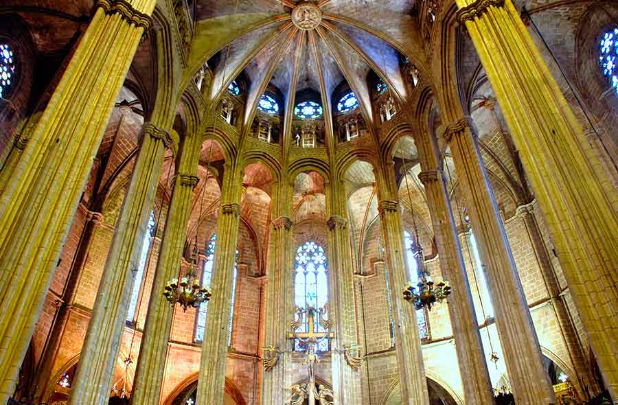 Barcelona Cathedral by Gratis in Barcelona