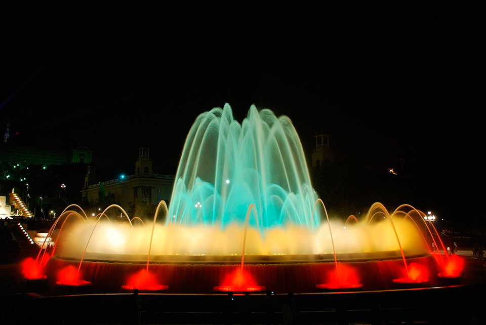 Magic Fountain by Gratis in Barcelona