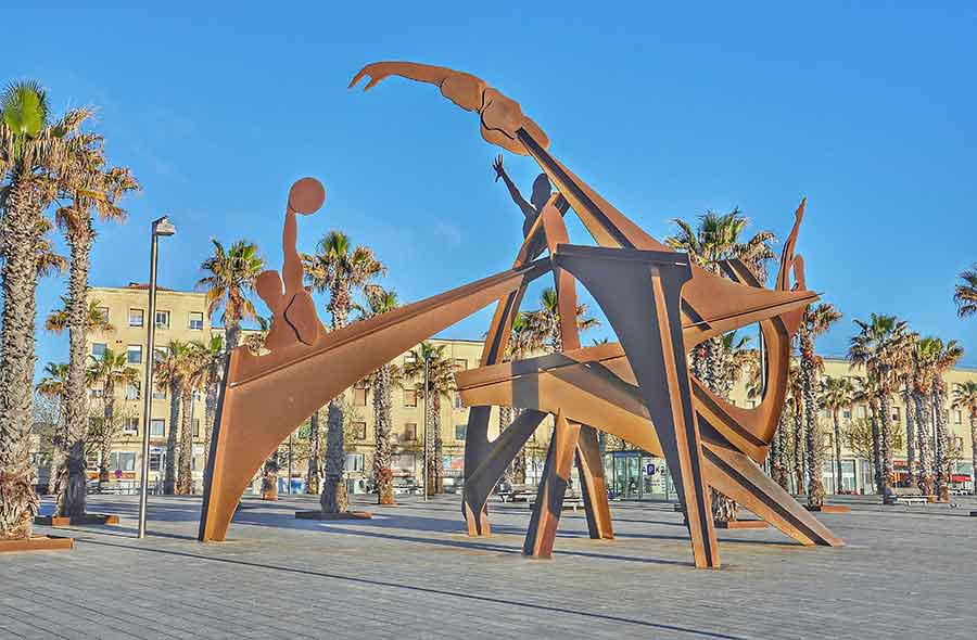 Tribute to Swimming Sculpture by Gratis in Barcelona