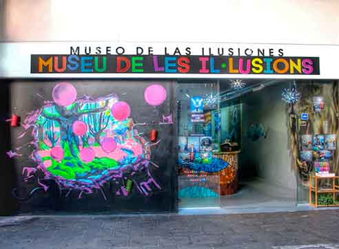 Museo de las Ilusiones by Gratis in Barcelona