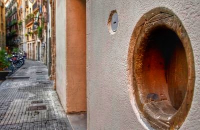 Orphans' Hole by Gratis in Barcelona